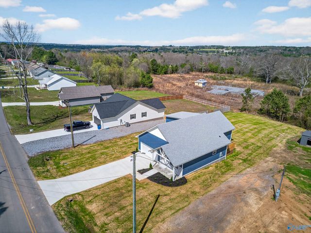 2358 Kuykendall Road, Albertville, AL 35951