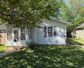 2024 Ravenswood Drive, Evansville, IN 47714