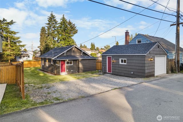 3514 S Tyler Street, Tacoma, WA 98409