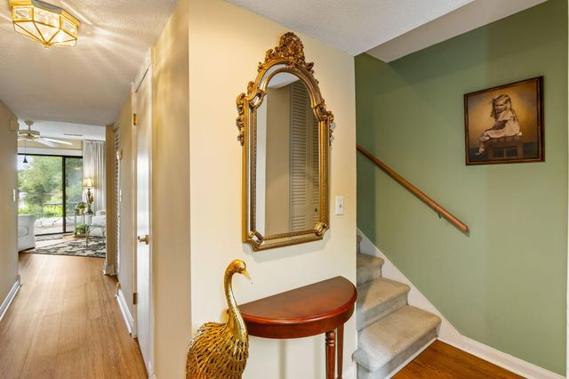 163 Heritage Circle K-8, Mount Pleasant, SC 29464