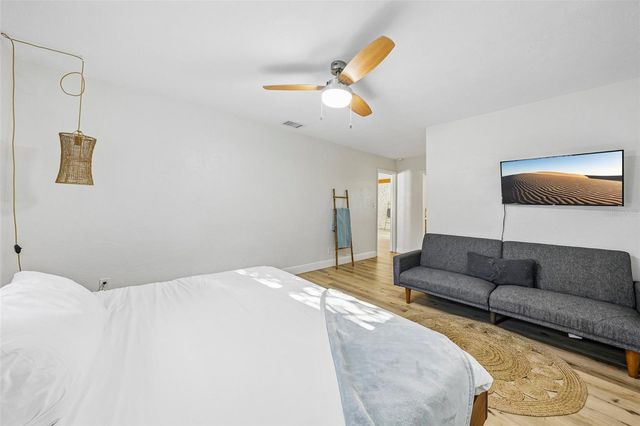 13625 86TH AVENUE, Seminole, FL 33776