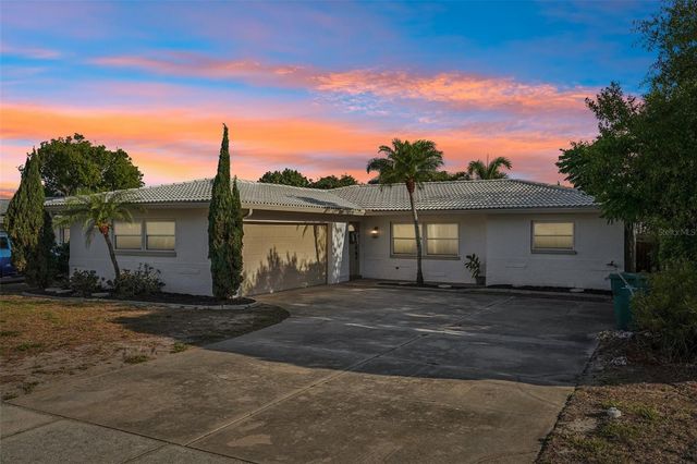 13625 86TH AVENUE, Seminole, FL 33776