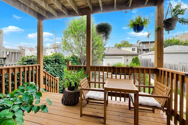 3614 W Shakespeare Avenue, Chicago, IL 60647