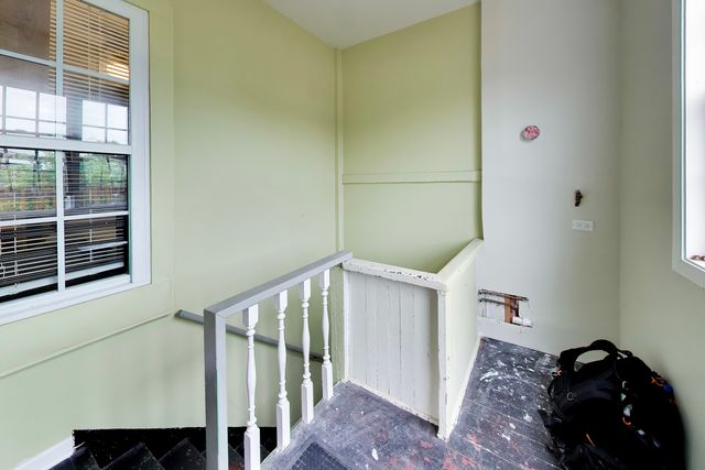 3614 W Shakespeare Avenue, Chicago, IL 60647