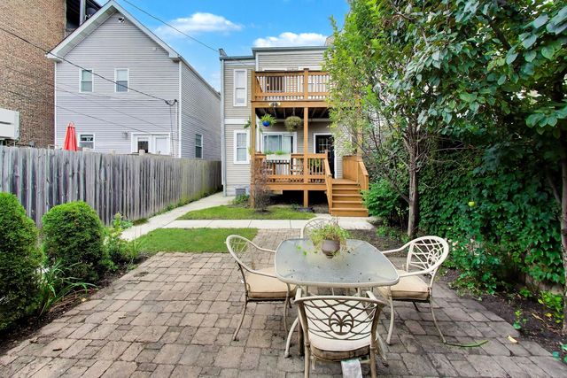 3614 W Shakespeare Avenue, Chicago, IL 60647