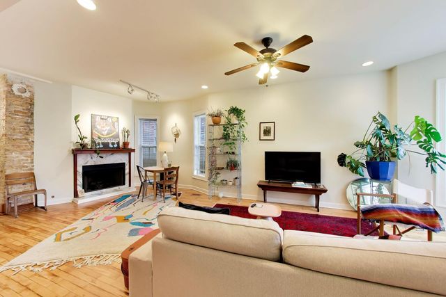 3614 W Shakespeare Avenue, Chicago, IL 60647
