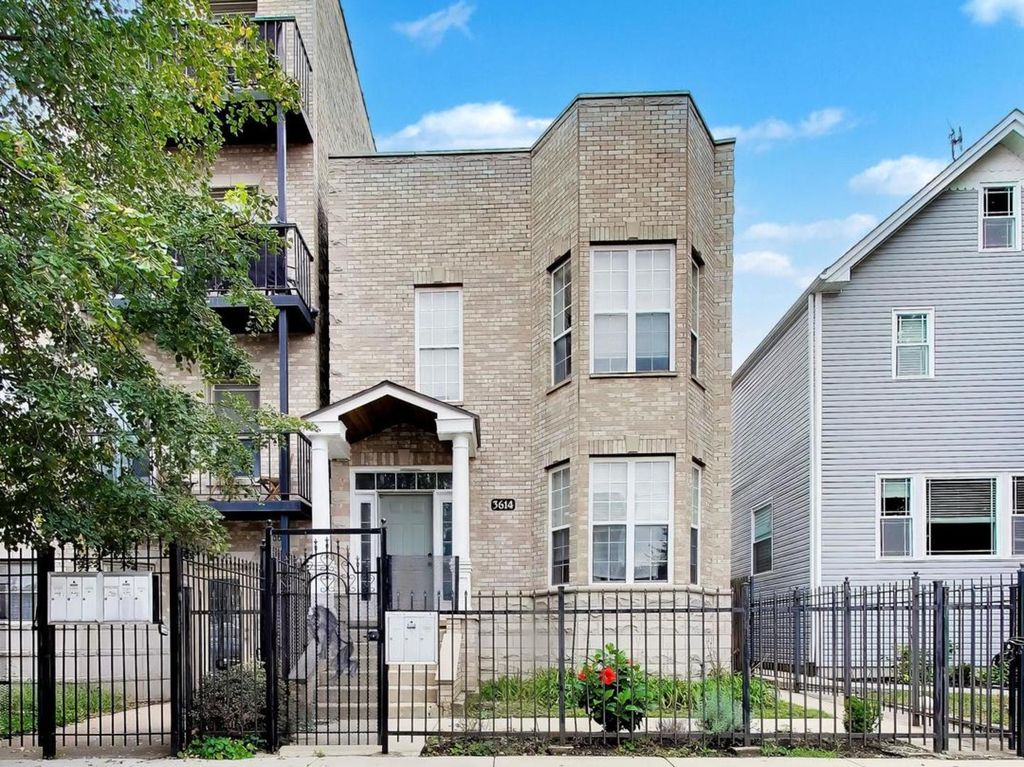 3614 W Shakespeare Avenue, Chicago, IL 60647