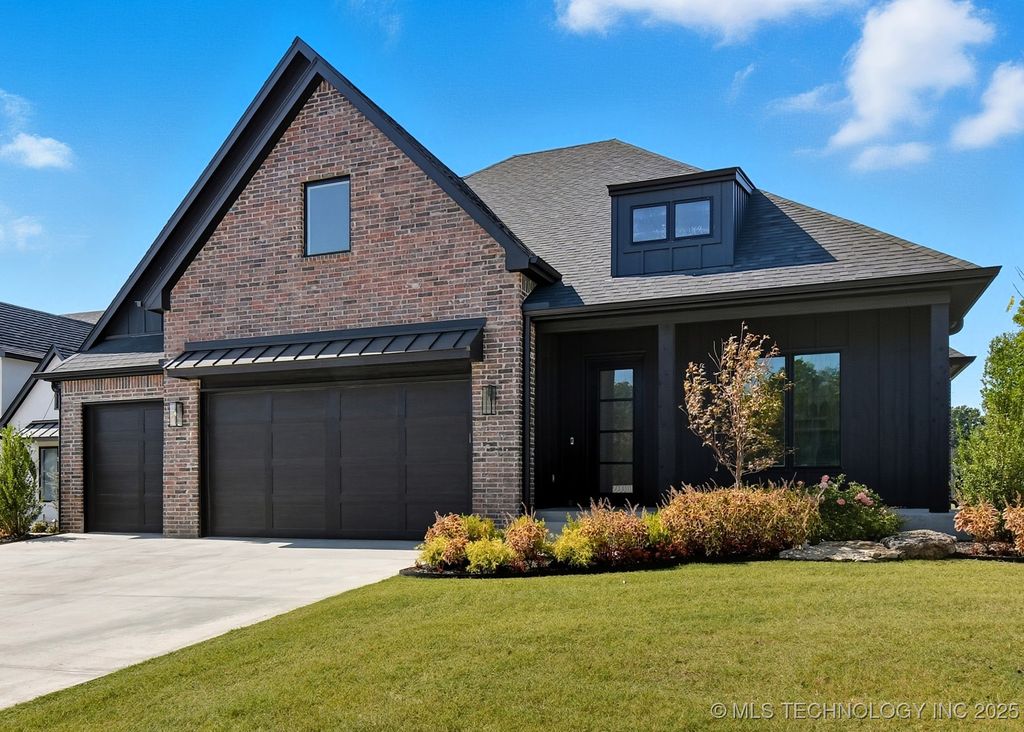 11212 S Fir Avenue W, Jenks, OK 74037