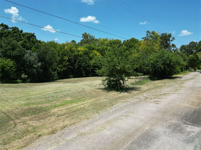 3109 S Maurice Avenue, Denison, TX 75020