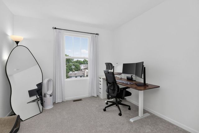 1035 Wren Road, Des Plaines, IL 60018