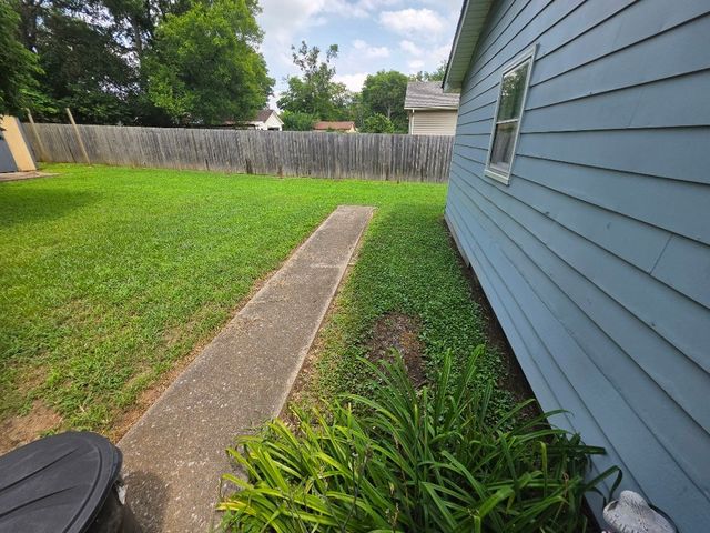 325 Cherry St, Madison, TN 37115