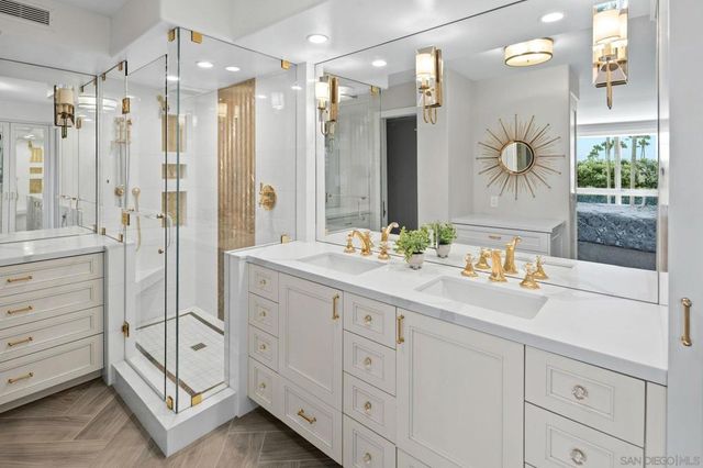 1710 Avenida del Mundo 209, Coronado, CA 92118