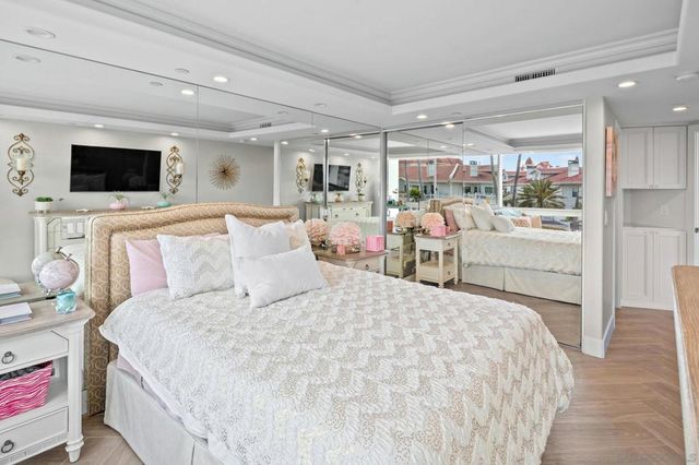 1710 Avenida del Mundo 209, Coronado, CA 92118