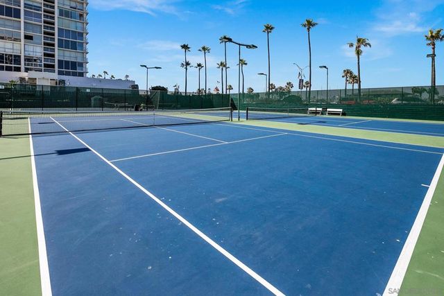 1710 Avenida del Mundo 209, Coronado, CA 92118