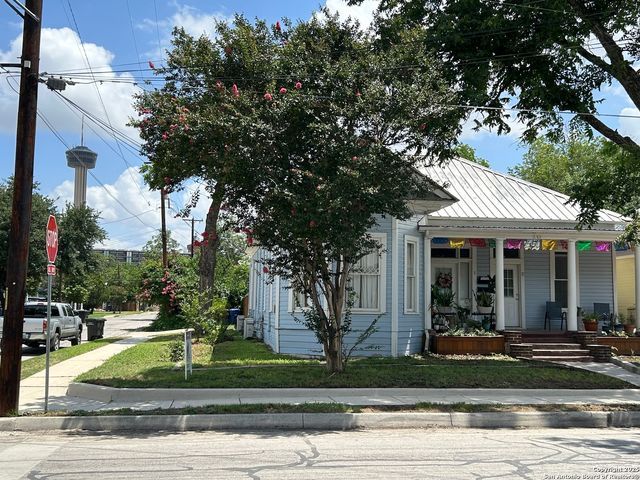 203 Devine St Apt 2, San Antonio, TX 78210