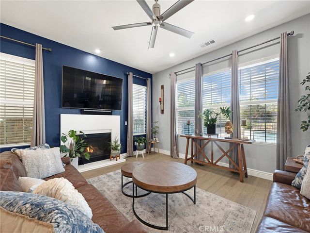 27741 Claremore, Santa Clarita, CA 91350