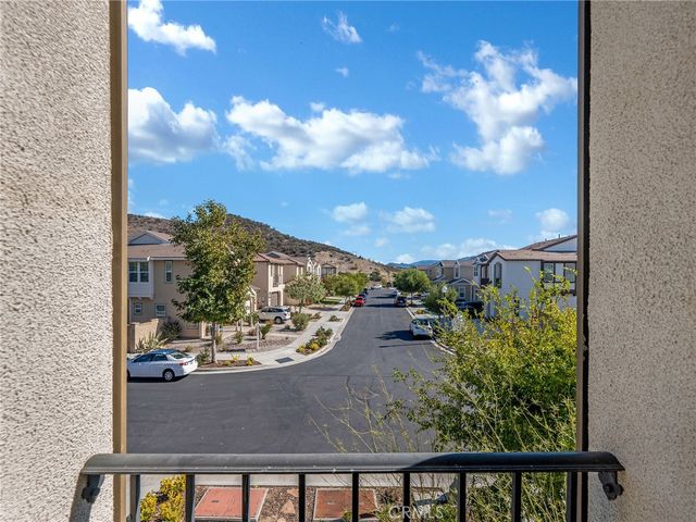 27741 Claremore, Santa Clarita, CA 91350