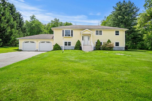 240 Hampstead Street, Methuen, MA 01844