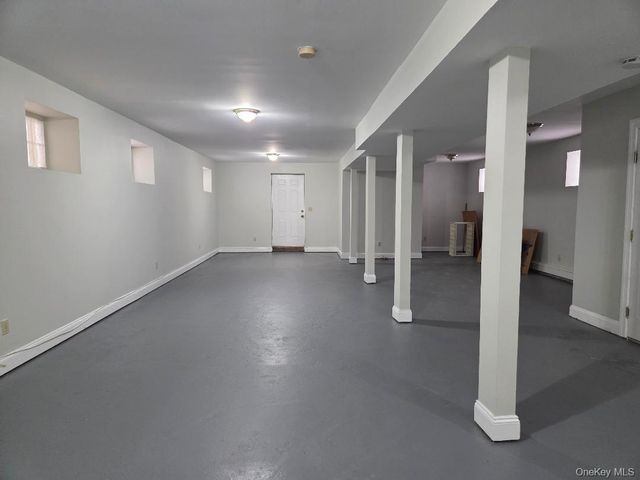 117 Manorhaven Boulevard, Port Washington, NY 11050