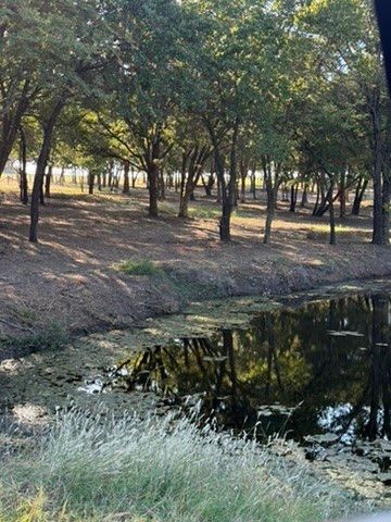 4067 CR 414, St Jo, TX 76265