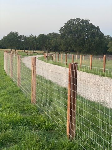 4067 CR 414, St Jo, TX 76265