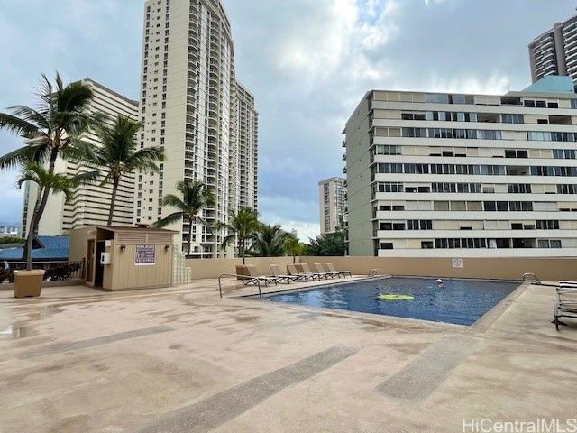 411 Hobron Lane 3208, Honolulu, HI 96815