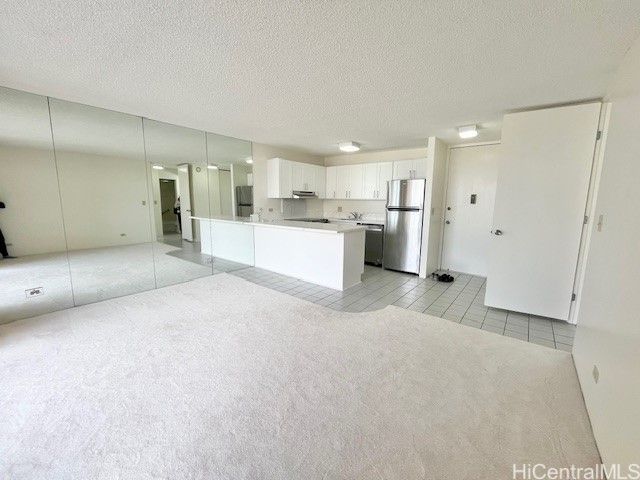 411 Hobron Lane 3208, Honolulu, HI 96815
