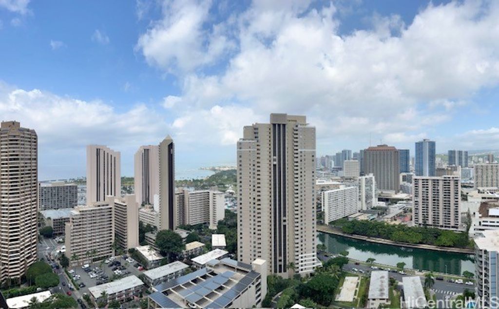 411 Hobron Lane 3208, Honolulu, HI 96815