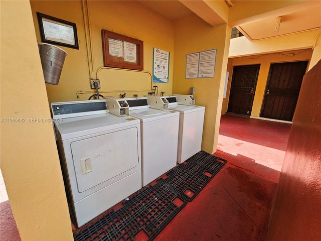 47 NW 47th Ave 16, Miami, FL 33126