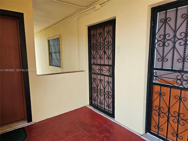 47 NW 47th Ave 16, Miami, FL 33126