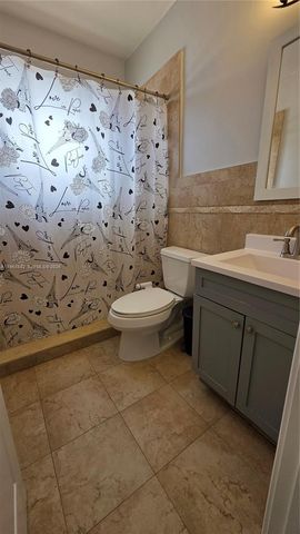 47 NW 47th Ave 16, Miami, FL 33126