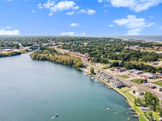 197 Joslin Cove Drive, Manistee, MI 49660