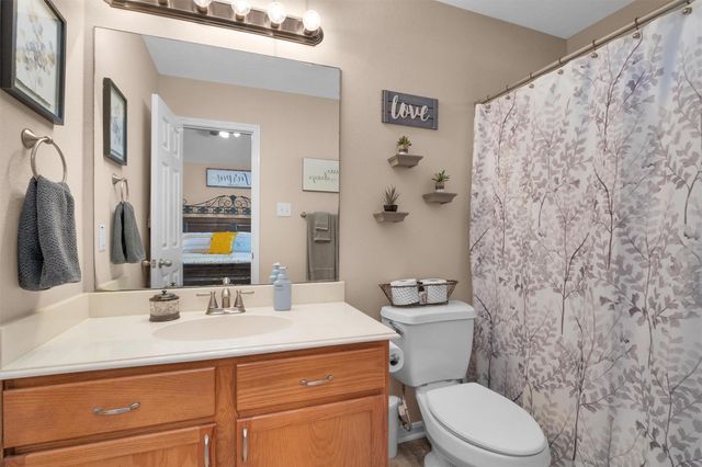 8962 W Buffalo Circle, Willis, TX 77378