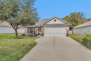 8962 W Buffalo Circle, Willis, TX 77378