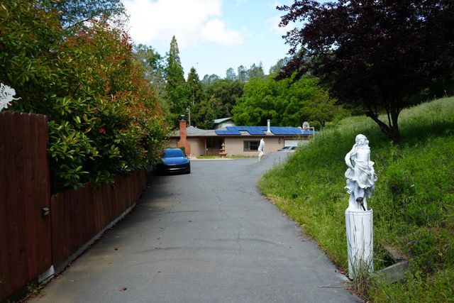 18243 Climax Rd, Jackson, CA 95642
