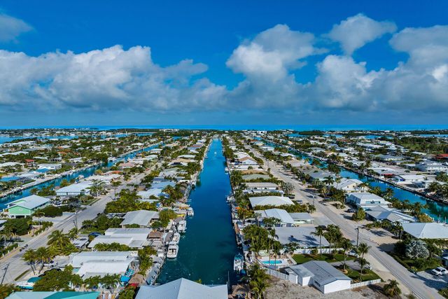 171 10Th Street, Key Colony, FL 33051