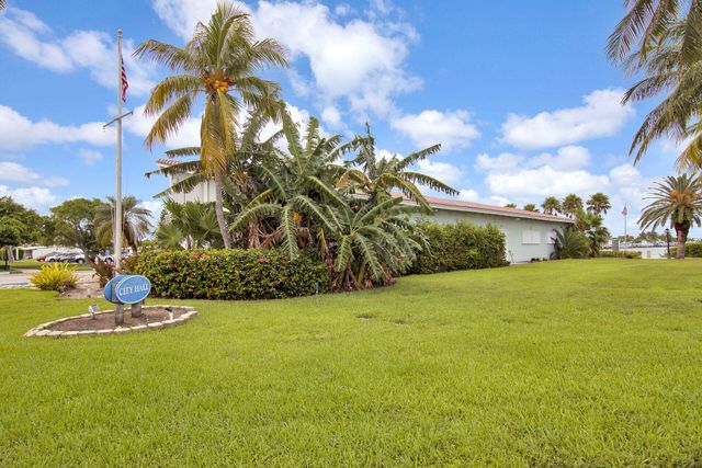 171 10Th Street, Key Colony, FL 33051