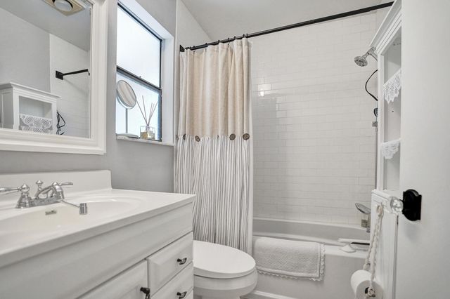 3080 NW 6th Street, Delray Beach, FL 33445