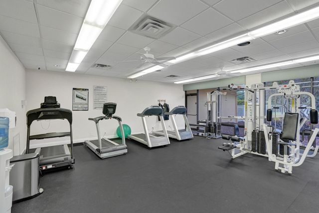 3080 NW 6th Street, Delray Beach, FL 33445