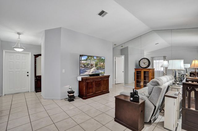 3080 NW 6th Street, Delray Beach, FL 33445