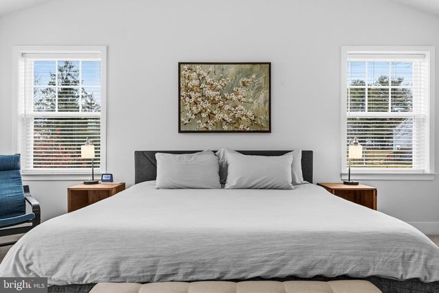 6416 MEADOWS LN, Columbia, MD 21045