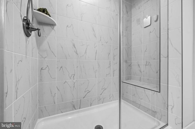 6416 MEADOWS LN, Columbia, MD 21045