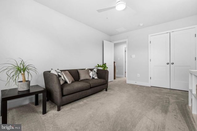 6416 MEADOWS LN, Columbia, MD 21045