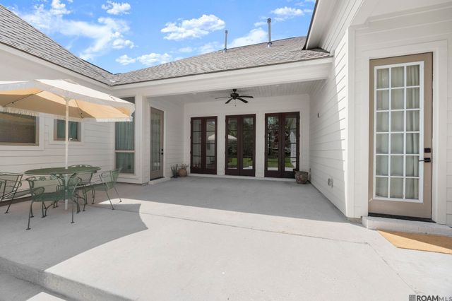 6964 Hunters Way, Denham Springs, LA 70726