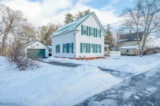 27 Broad Street, Rochester, NH 03867