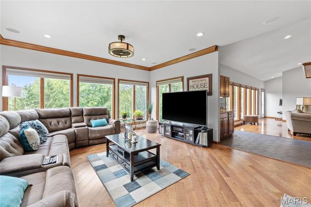 287 Larimore Valley Drive, Wildwood, MO 63005