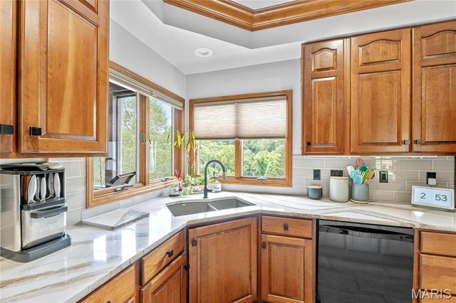 287 Larimore Valley Drive, Wildwood, MO 63005