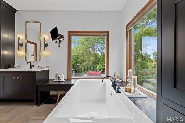 287 Larimore Valley Drive, Wildwood, MO 63005