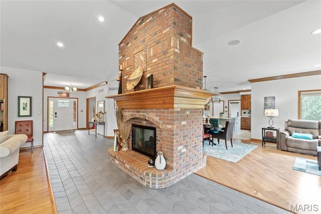 287 Larimore Valley Drive, Wildwood, MO 63005