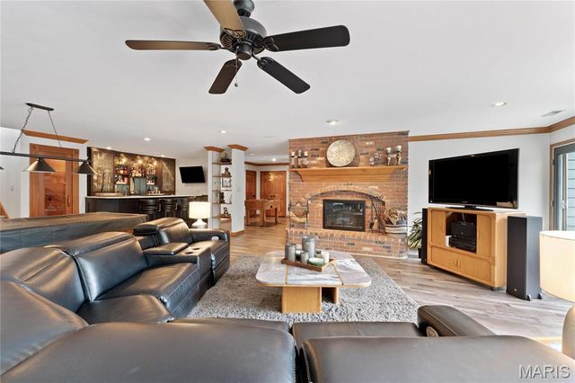 287 Larimore Valley Drive, Wildwood, MO 63005